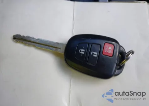 2018 Toyota Rav4 Xle из США, поврежденный, VIN 2T3WFREV3JW483370